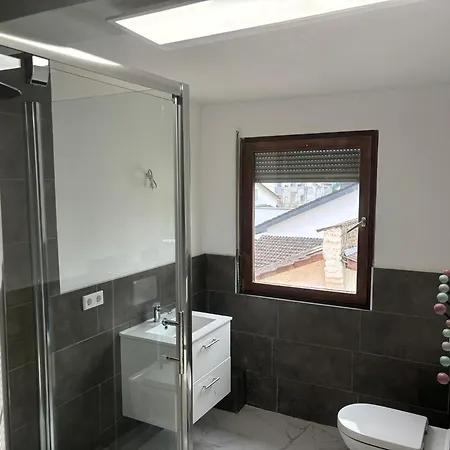 2 X Zimmerwohnung Dg