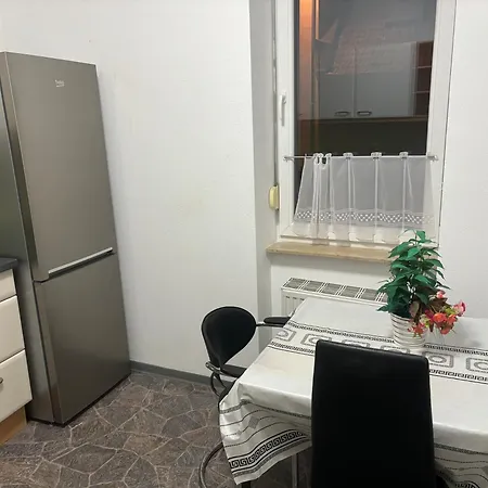 Apartment 2 X Zimmerwohnung Dg